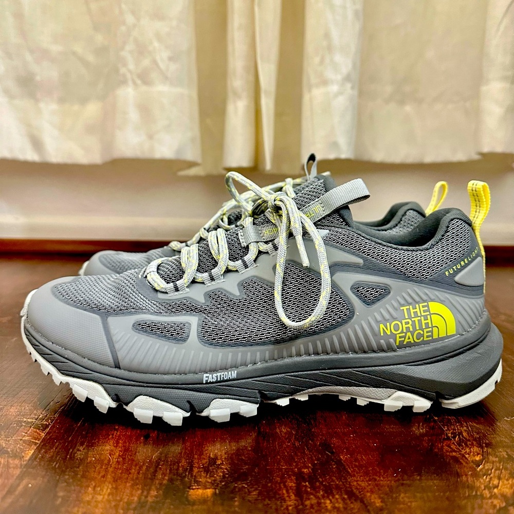 The North Face Ultra Fastpack IV FUTURELIGHT Womens *BRAND NEW NEVER WORN*